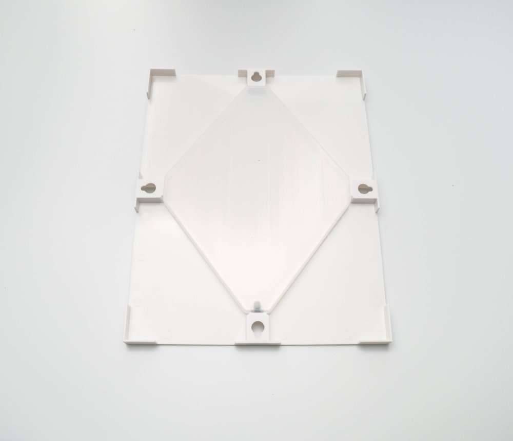 Next Level Frames™ Self-leveling Picture Frame